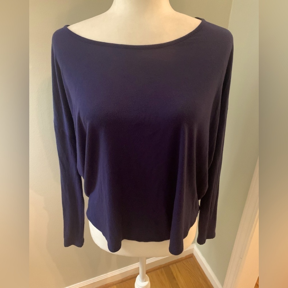 Vince navy jersey top with dolman sleeves, size XS